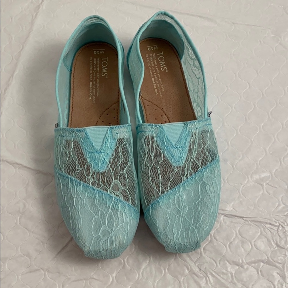 Toms mint lace slip on shoes 10
